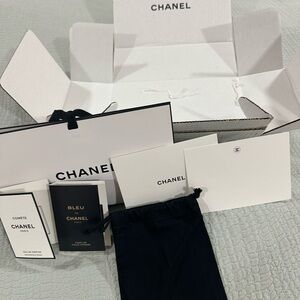 Chanel Bleu and Comète Gift Box with Black Pouch, note card and envelope
